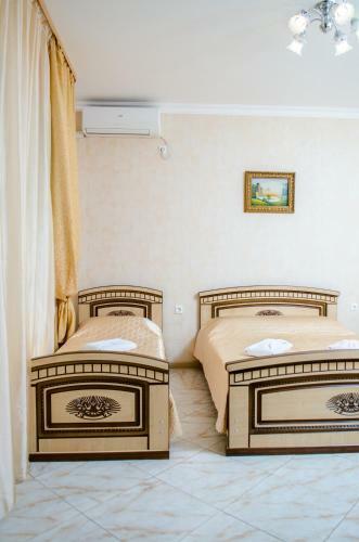 Hostal Svetlana Guest House