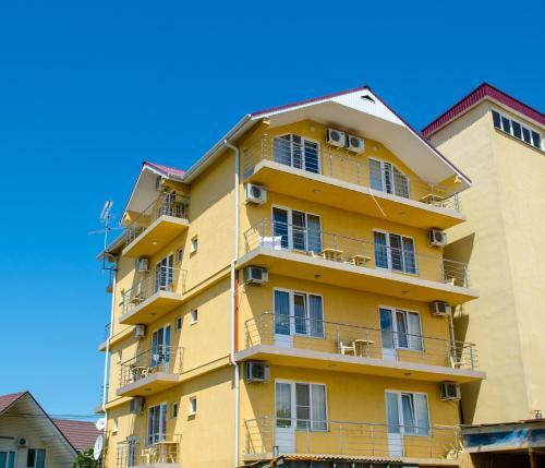Hostal Svetlana Guest House