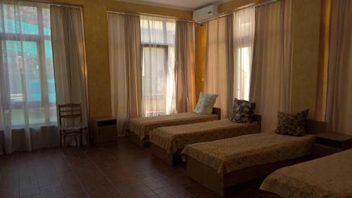 Hostal Guest House Yug