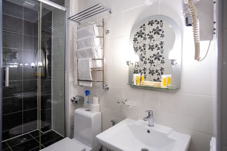 Hostal Piano Guesthouse