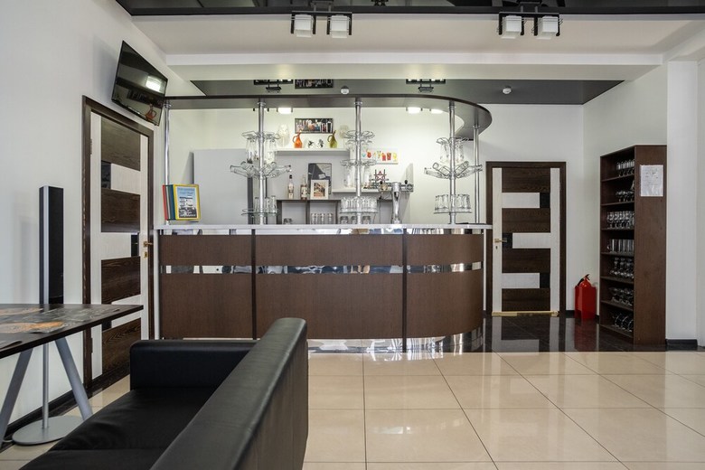 Hostal Piano Guesthouse