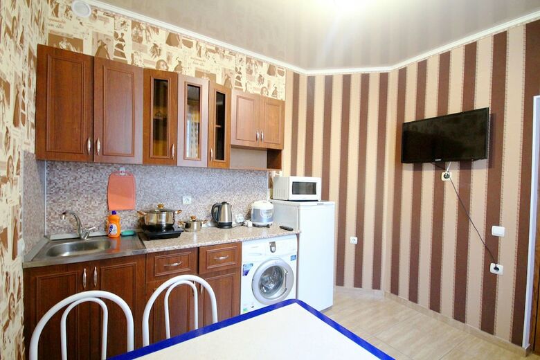 Hostal Saratov Guest House
