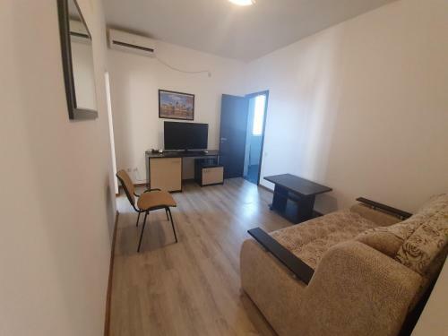 Hostal Guest House Na Mamayke +
