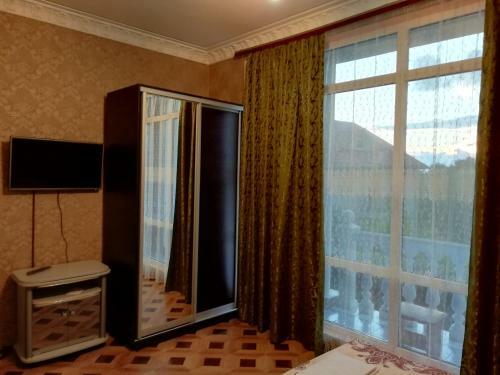 Hostal Nikos Guest House
