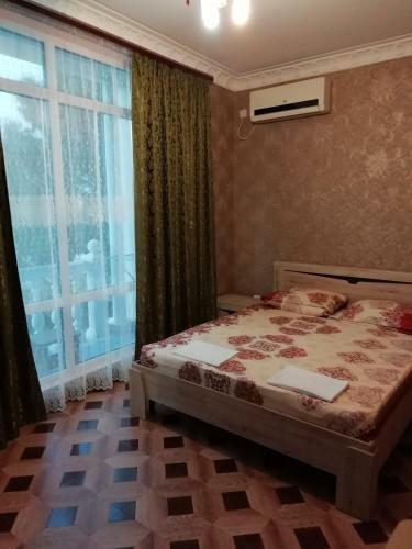 Hostal Nikos Guest House