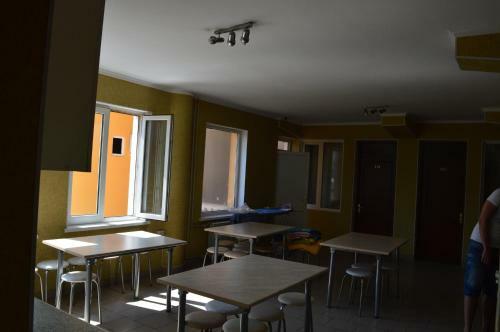 Hostal Hotel Davzar