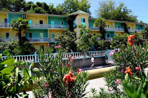 Hostal Sputnik Guest House