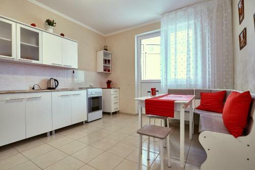 Aparthotel On Filatova Standart