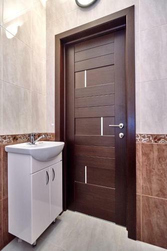 Aparthotel On Filatova Standart