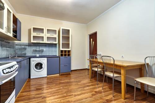 Aparthotel On Filatova Standart