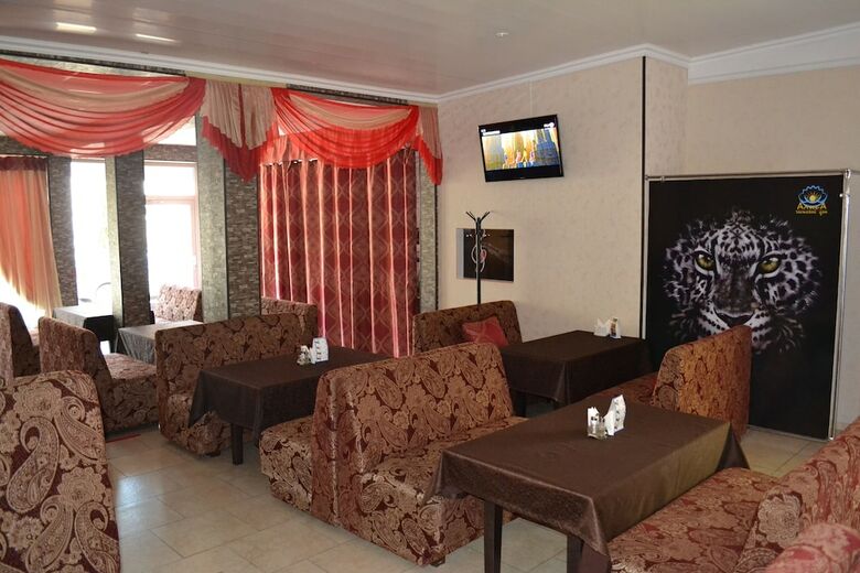 Hostal Alisa Guest House