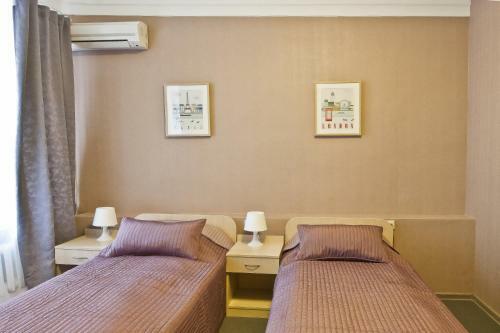Mary Poppins Hotel