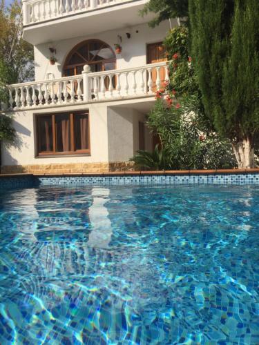 Hostal Guest House Rakhmaninova 25