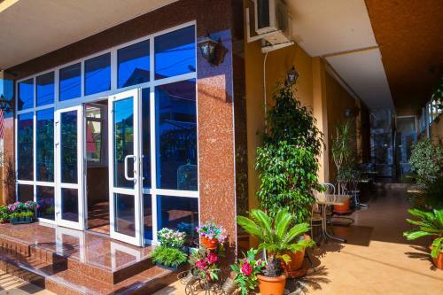 Hostal Vegas Guest House
