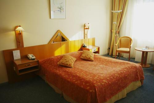 Proton Business Hotel