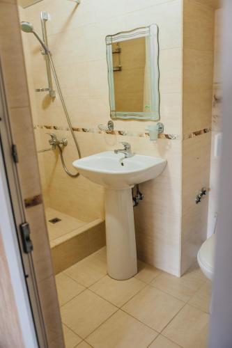 Hostal Guest House Lenina 100