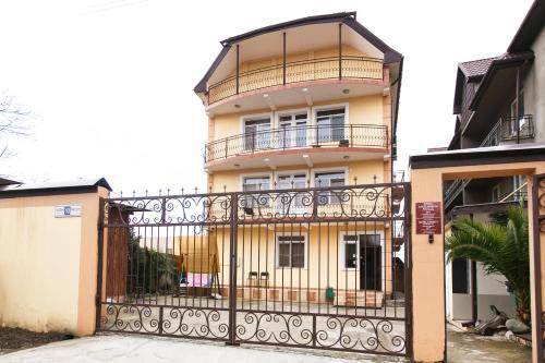 Hostal Hotel ?ometa 1