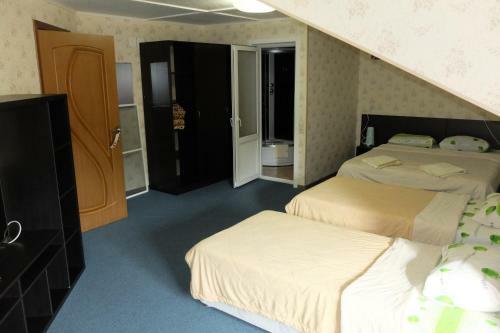 Hostal Na Kalinina Guest House