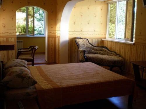 Hostal Guest House Karina