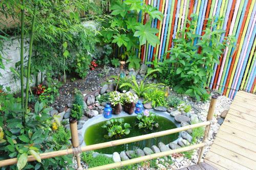 Hostal Bamboo Khutor Guest House