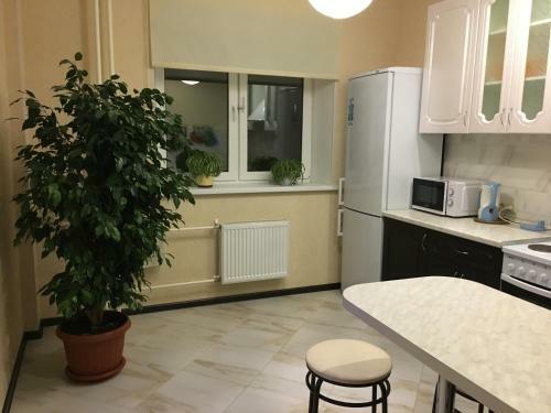 Apartment On Oboronnaya Street