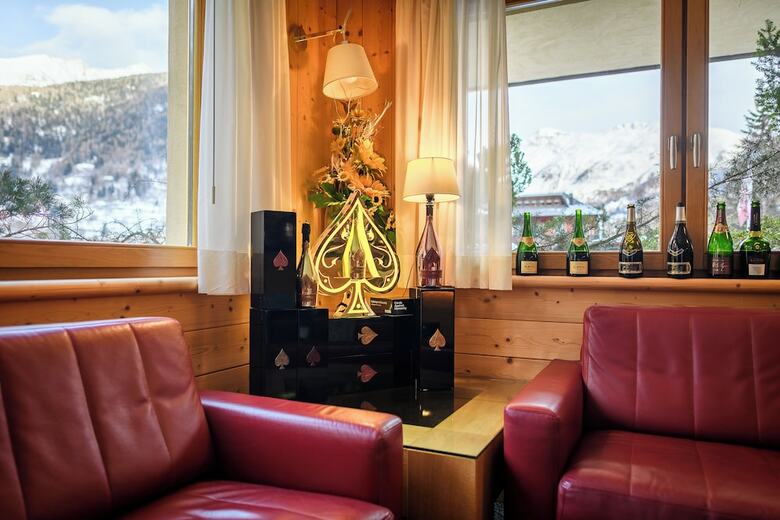 Hotel Garn� Pegr�