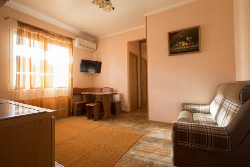 Hostal Rita Guest House