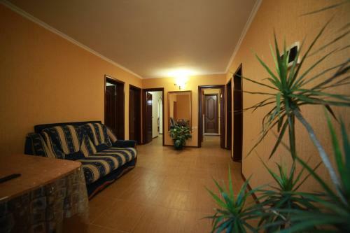 Hostal Guest House Larisa