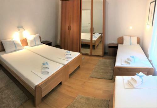 Kona Apartment