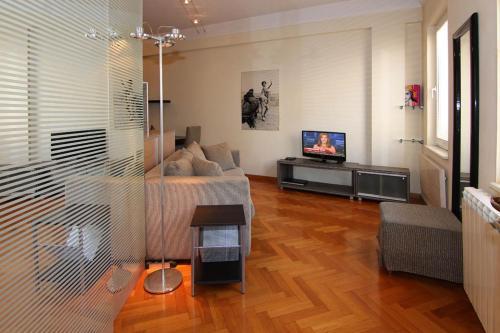 Apartment Main Street 1