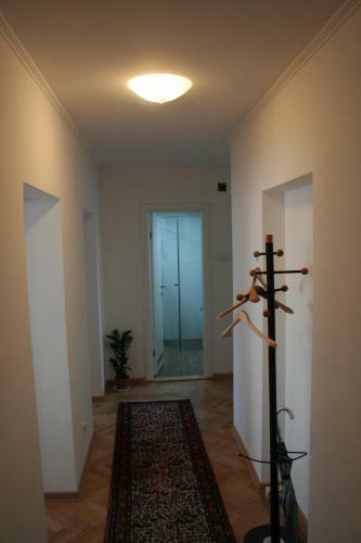 Queen Nataly Apartment