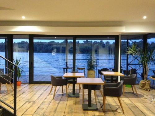 B&B Botel Charlie