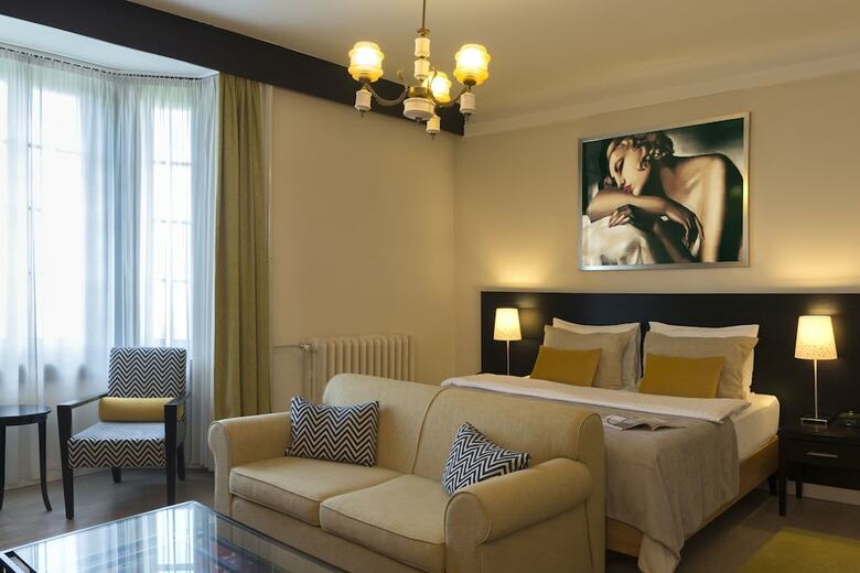 Hotel Mercure Belgrade Excelsior