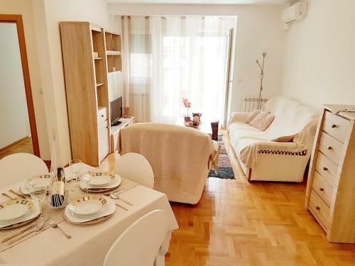 Shining Apartment