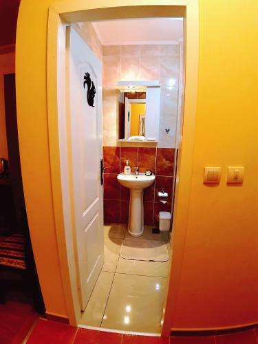Hostal Guest House Vila Lord
