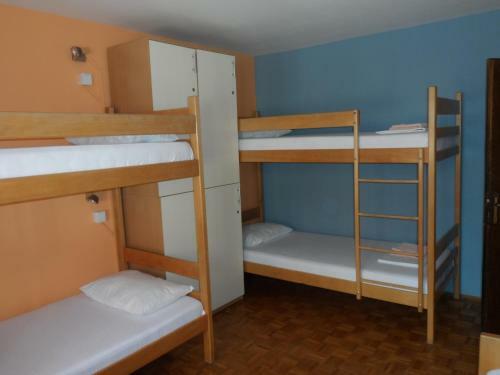 Hostel Rookies