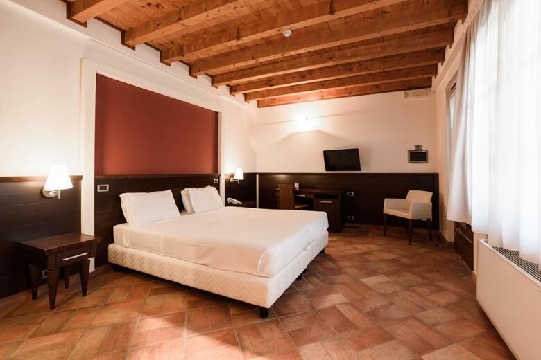 Castelbarco Hotel