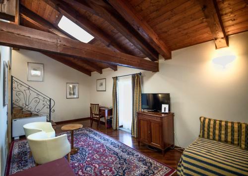 Hotel Castello Rosso
