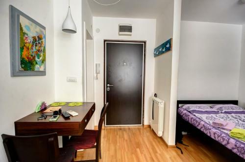 Sekula's City Center Apartment