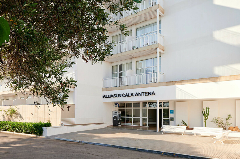 Hotel Aluasun Cala Antena