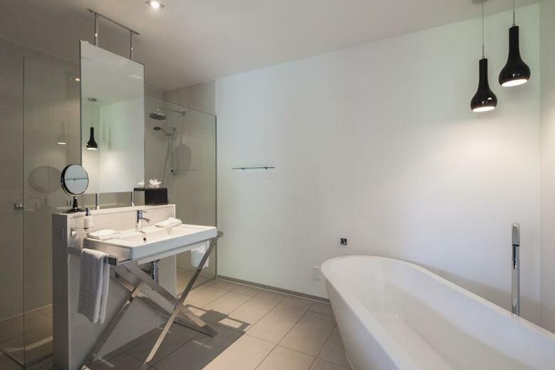 Queenstown Park Boutique Hotel