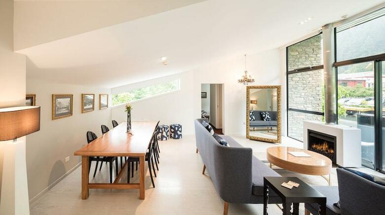 Queenstown Park Boutique Hotel