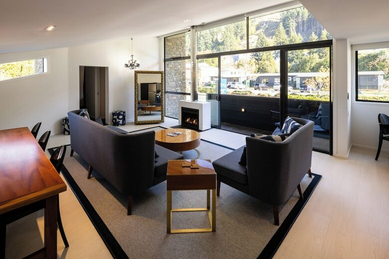 Queenstown Park Boutique Hotel