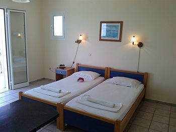 Apartamentos Liberatos Village