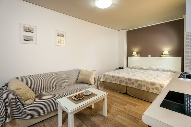 Hotel Elina