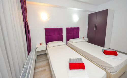 Hotel Harmony Suites