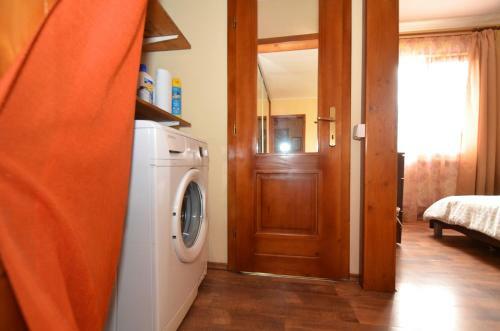 Lily Apartment