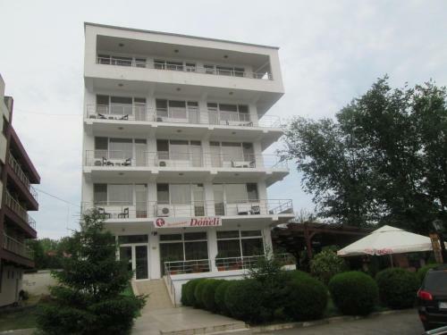 Hostal Pensiunea Doneli