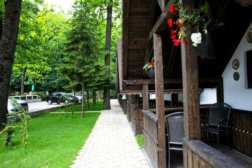 Cornul Vanatorului Bungalows