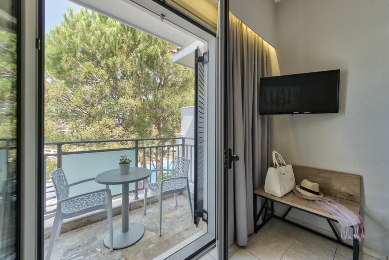 Contessa Hotel